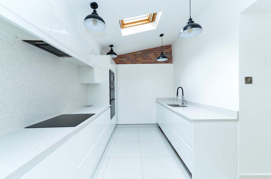 7 Sandbrook Park