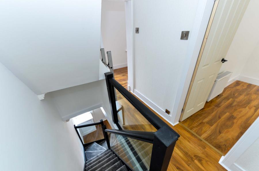 7 Sandbrook Park