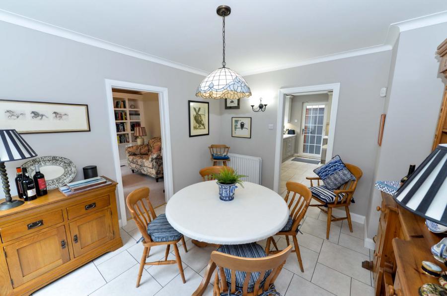 8 Glen Ebor Park