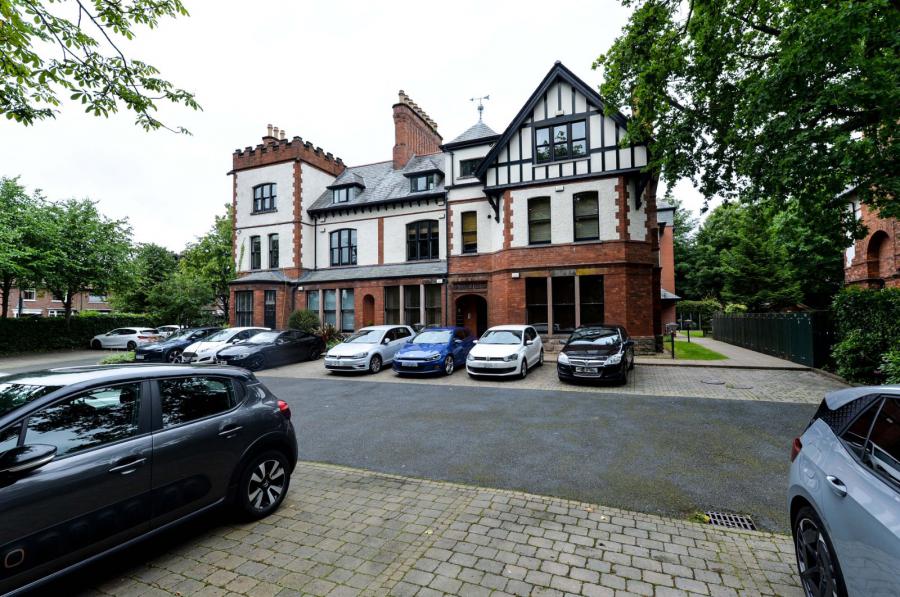 Apartment 17, Sandown Court, 82 Sandown Road,belfast, county antrim, BT5 6GU