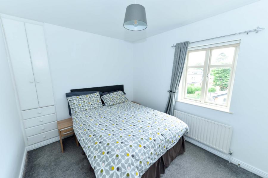 Apartment 17, Sandown Court, 82 Sandown Road