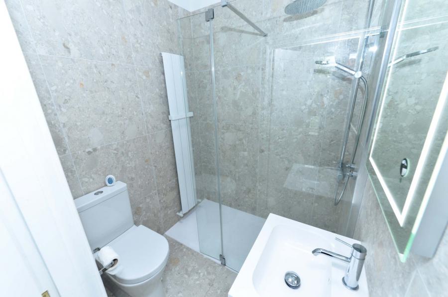 Apartment 17, Sandown Court, 82 Sandown Road
