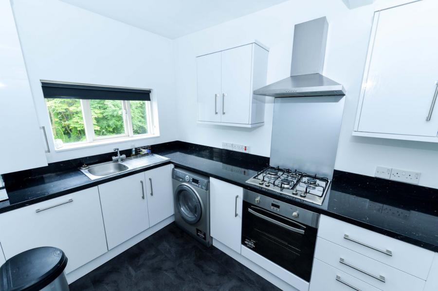 Apartment 17, Sandown Court, 82 Sandown Road
