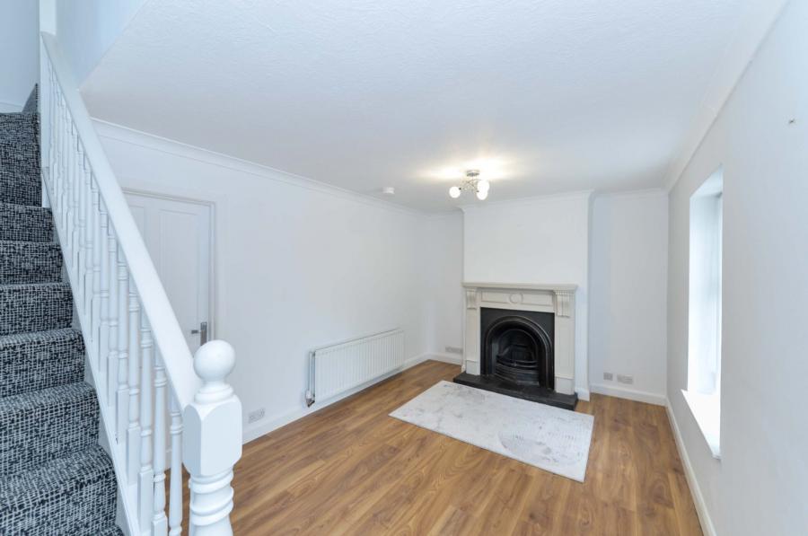 17 Robert Street