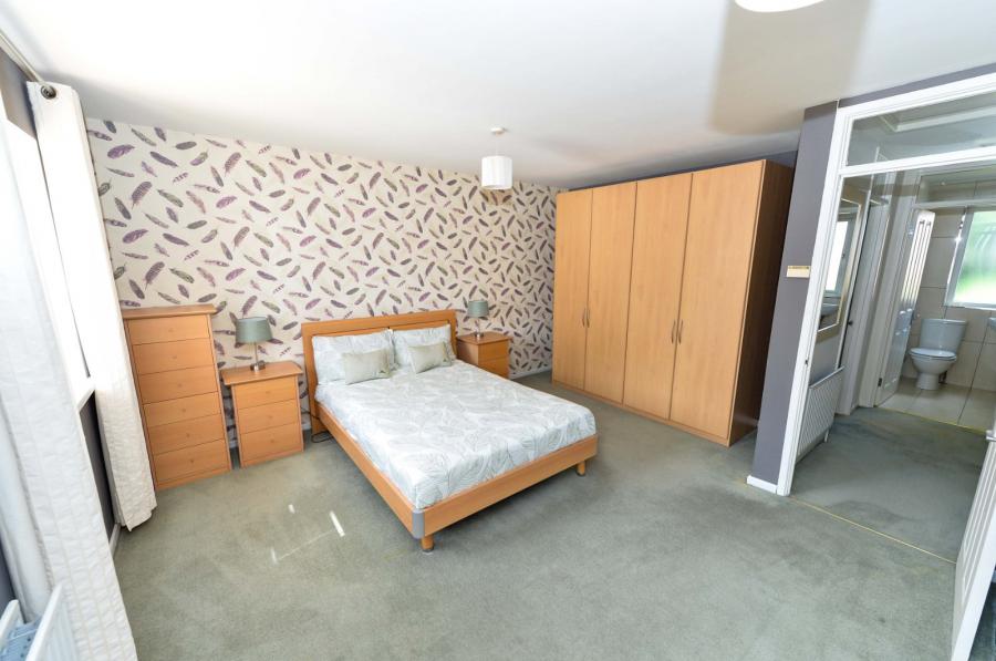 3 Hopedene Mews