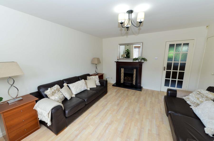 3 Hopedene Mews