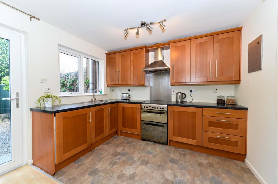 3 Hopedene Mews