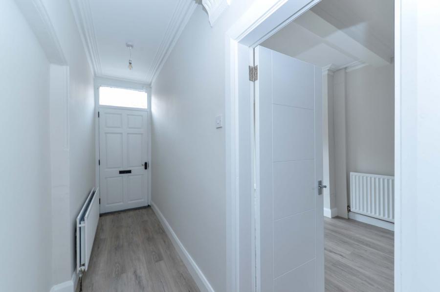 4 Lichfield Avenue