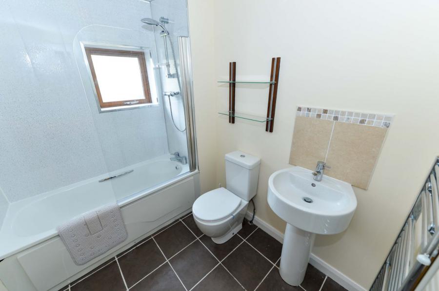Apartment 10, Scotts Gate, 79 Abetta Parade