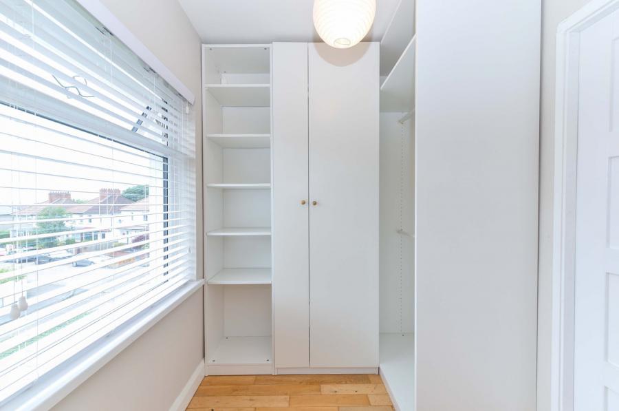 2 Sydenham Crescent