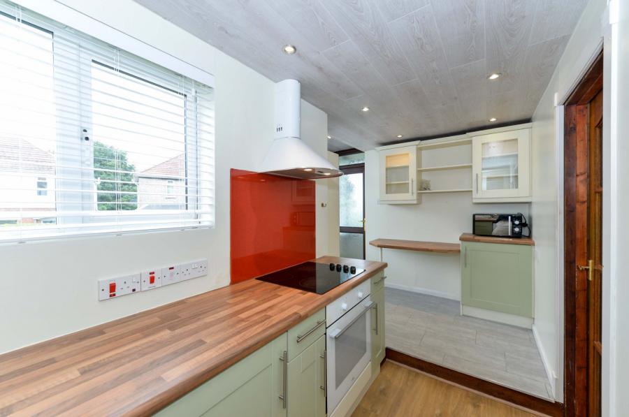 2 Sydenham Crescent