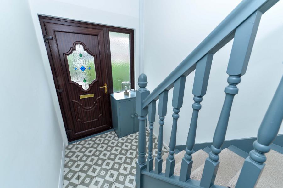 2 Sydenham Crescent