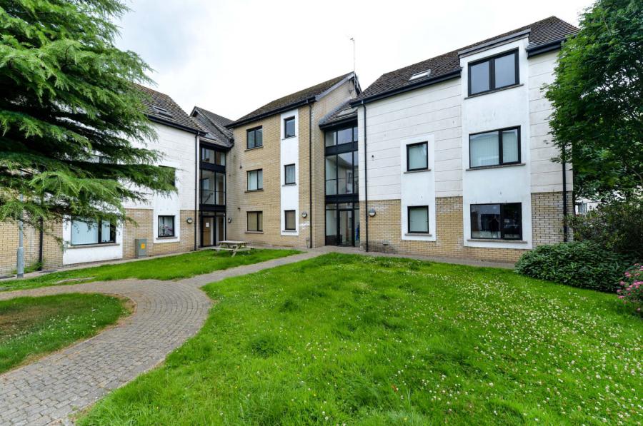 Skye Building, 21 Drumadoon Square