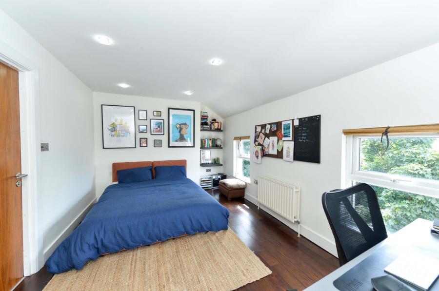 114 Bloomfield Avenue