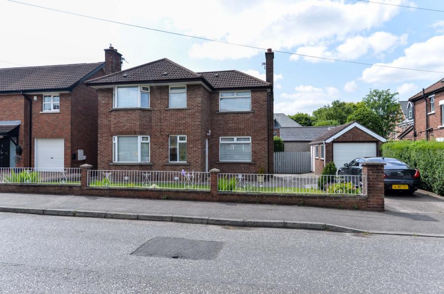 2A, Clonallon Gardens