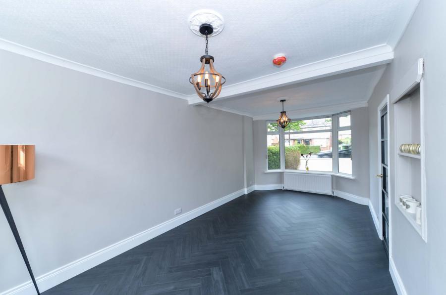 307 Castlereagh Road