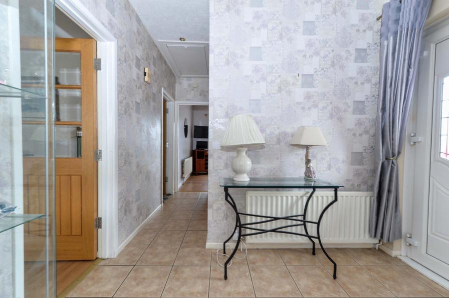 5 Wanstead Avenue