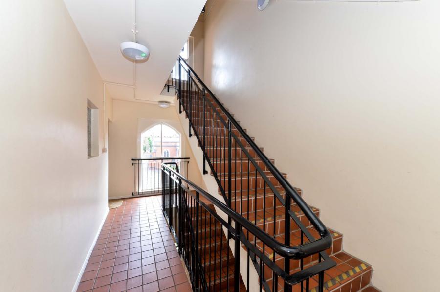 Apartment 17, 48 Rossmore Drive