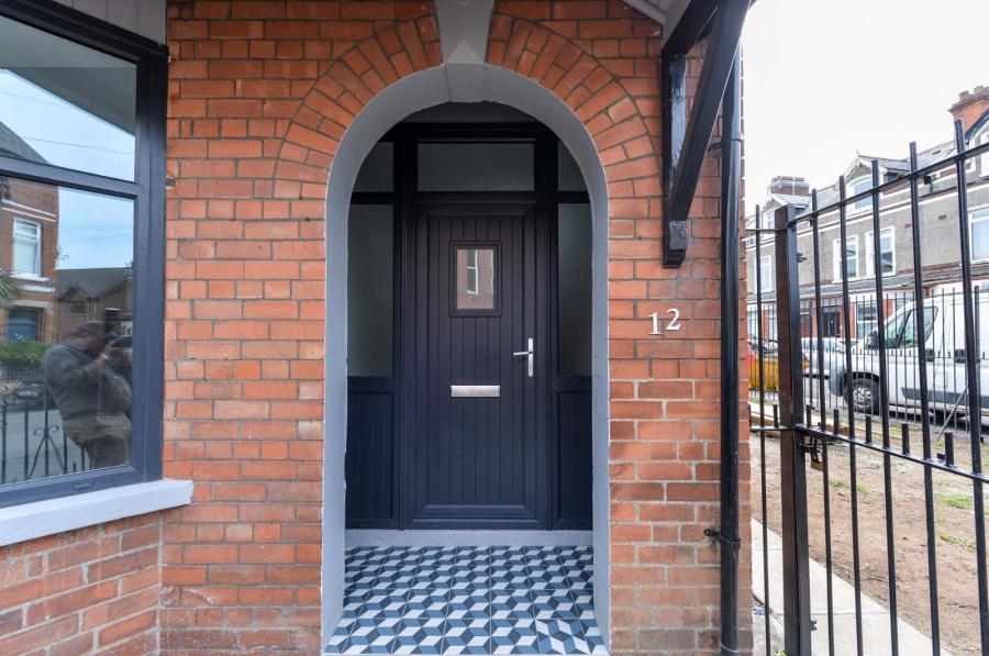12 Kerrsland Drive