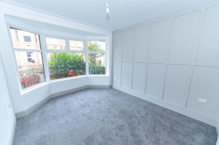 12 Kerrsland Drive