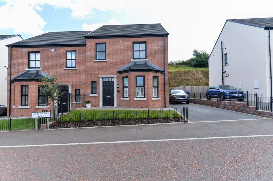 23 Castlegowan Road