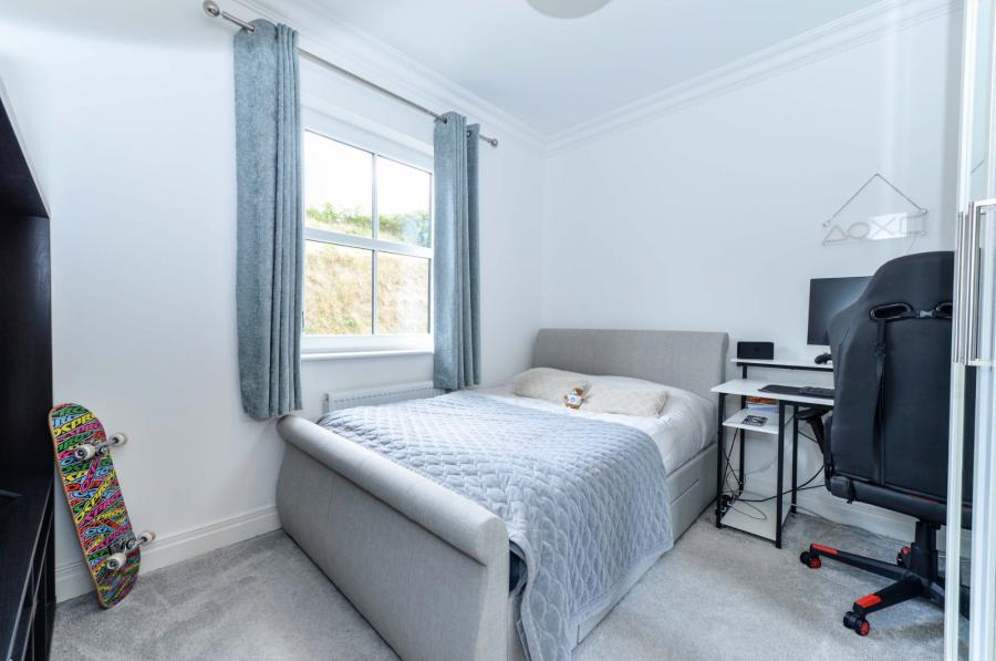 23 Castlegowan Road