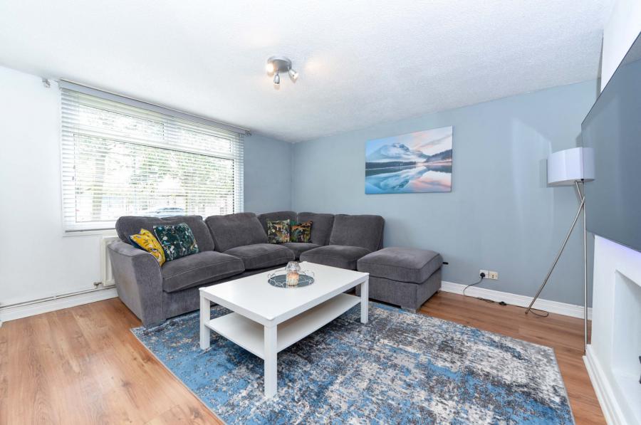31 Culross Drive