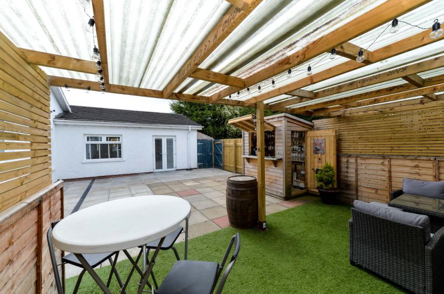 67 Eglantine Road