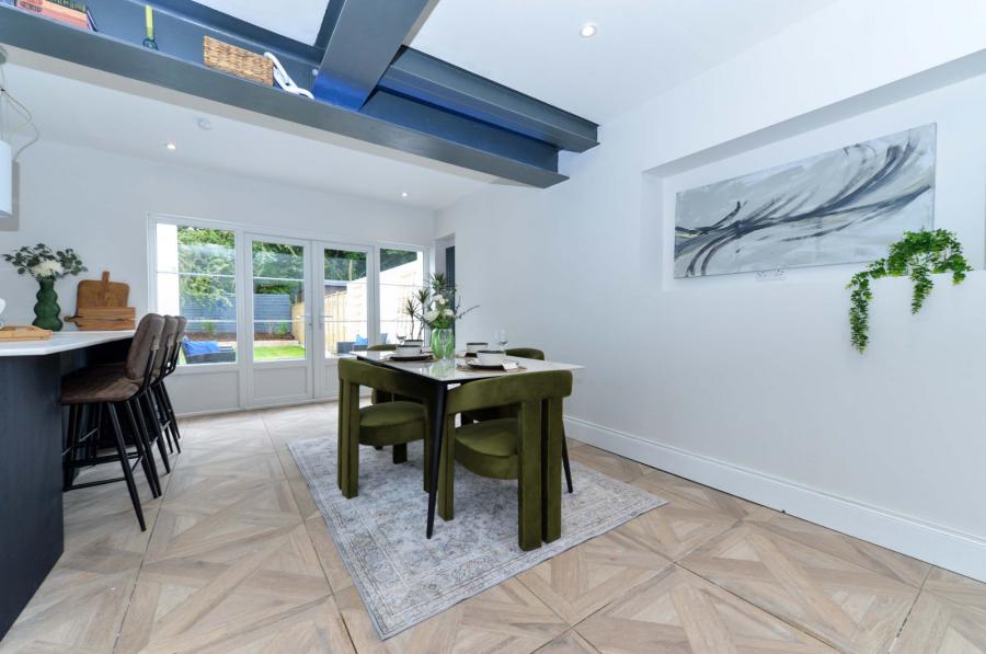 25 Kirkliston Drive