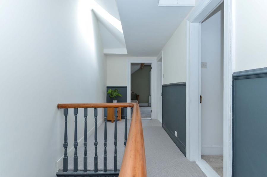 25 Kirkliston Drive
