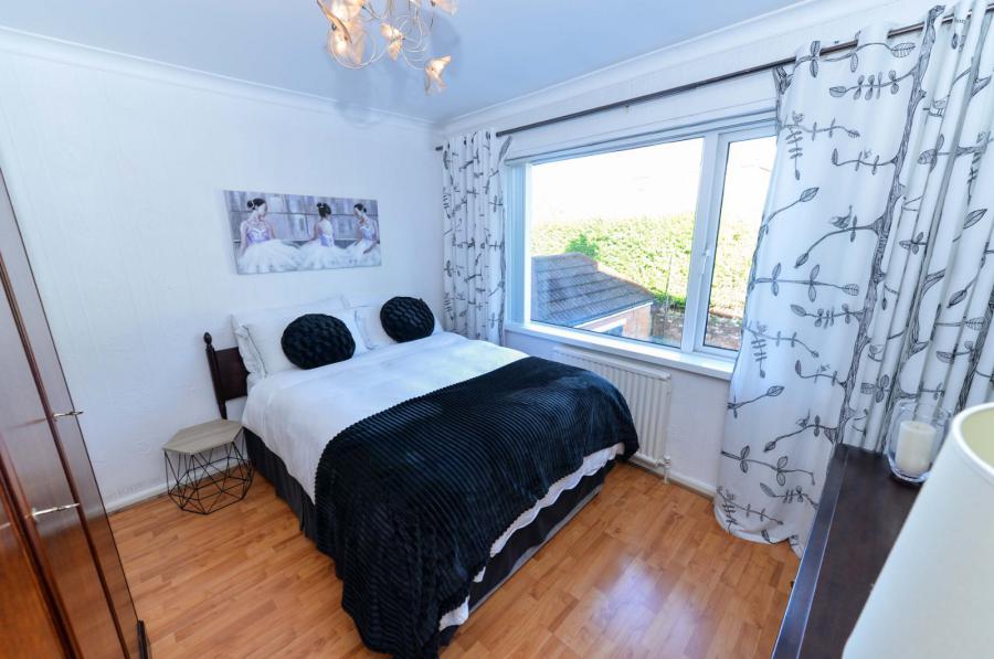 18 Orangefield Gardens