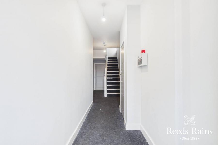 Apartment 1, 153 Albertbridge Road