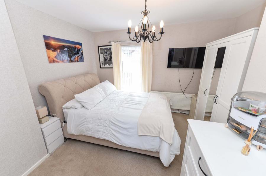 14 Foxglove Street