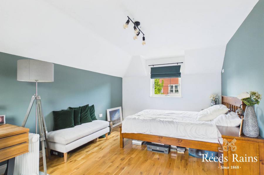 1 Burghley Mews