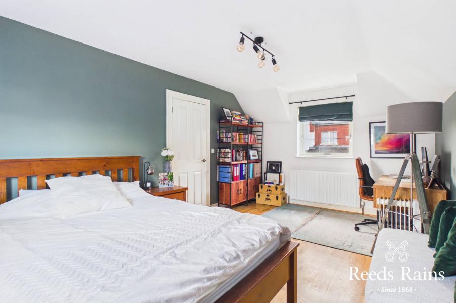 1 Burghley Mews