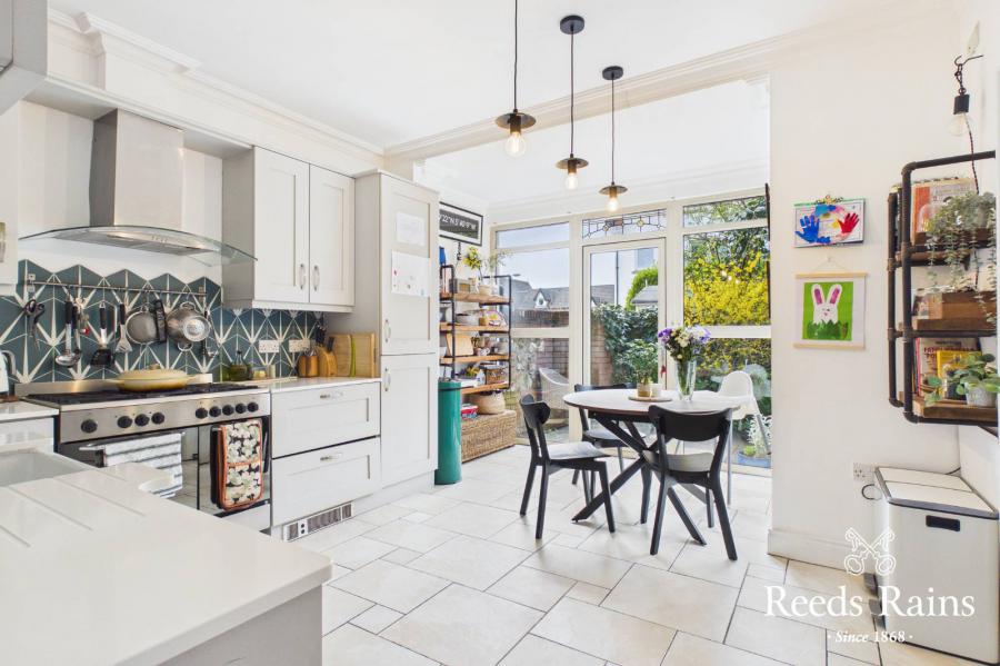 1 Burghley Mews