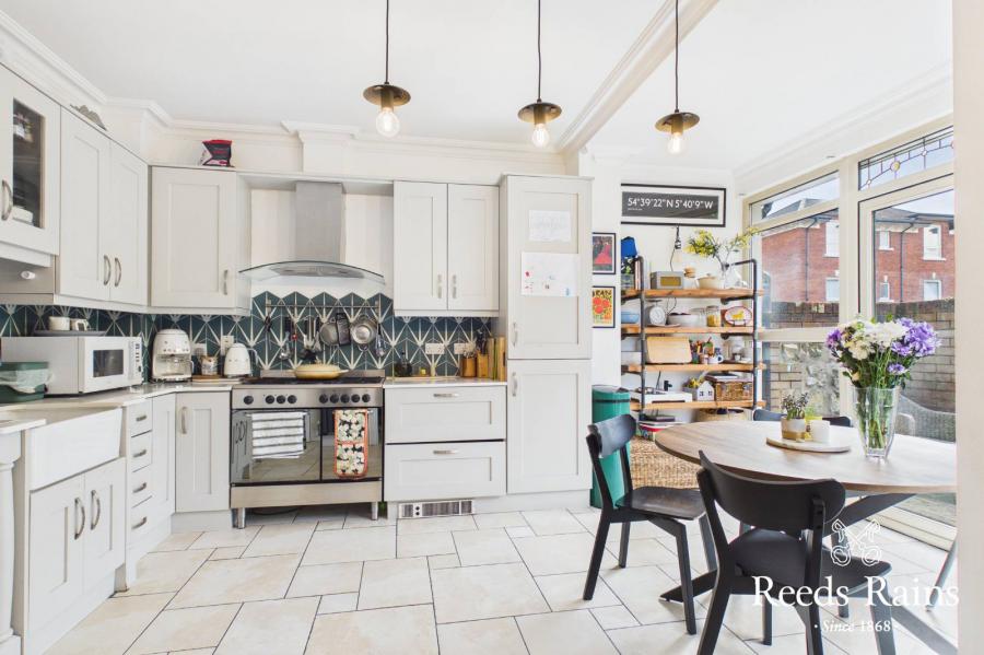 1 Burghley Mews