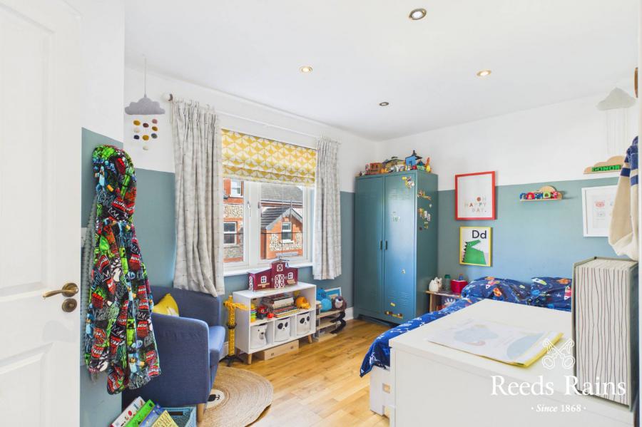 1 Burghley Mews