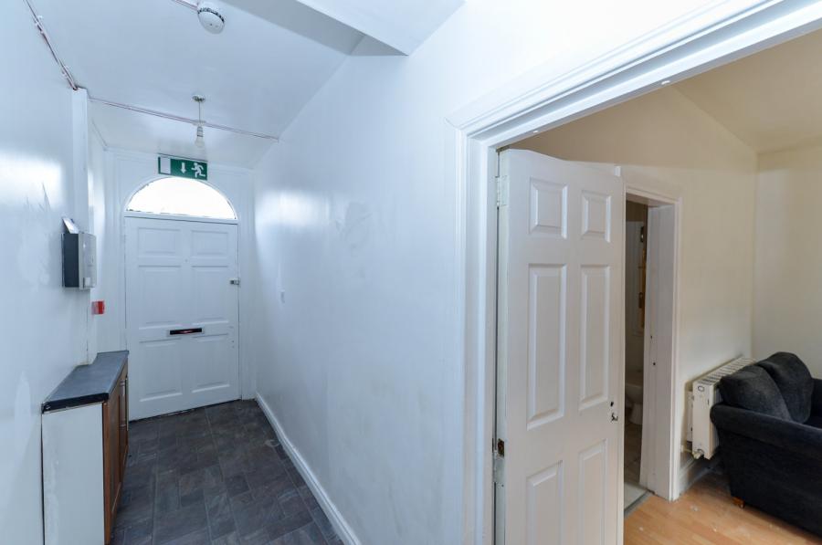 81 Upper Newtownards Road