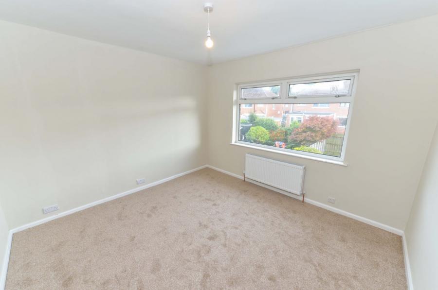 25 Moyne Park