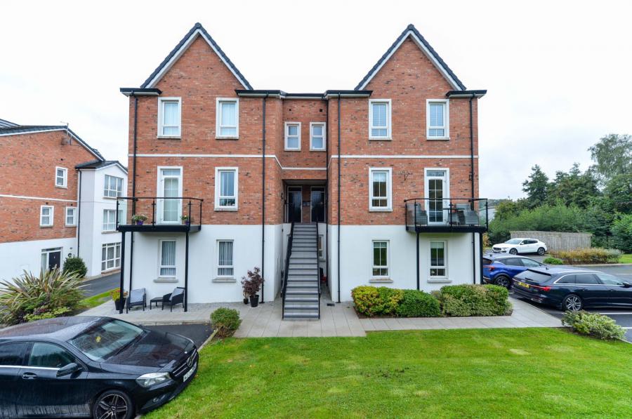 125 Old Dundonald Road