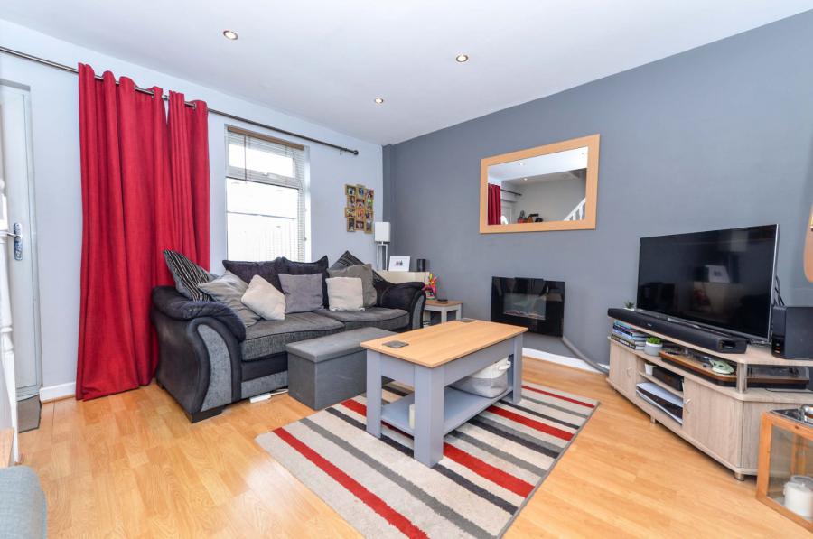 13 Parkgate Crescent 13 Parkgate Crescent