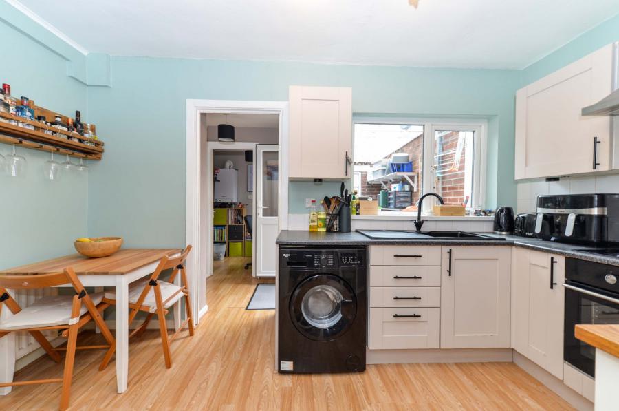 13 Parkgate Crescent 13 Parkgate Crescent
