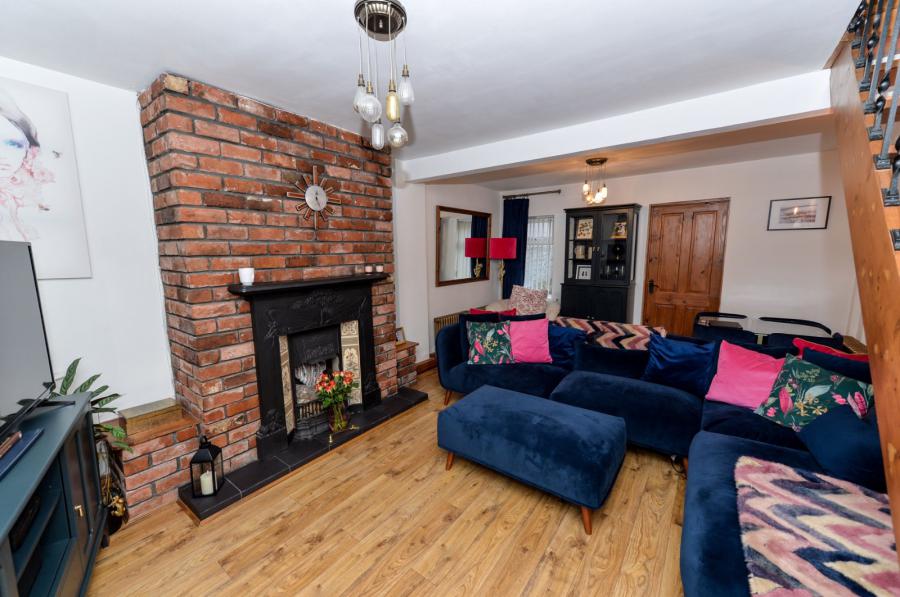 22 Parkgate Crescent