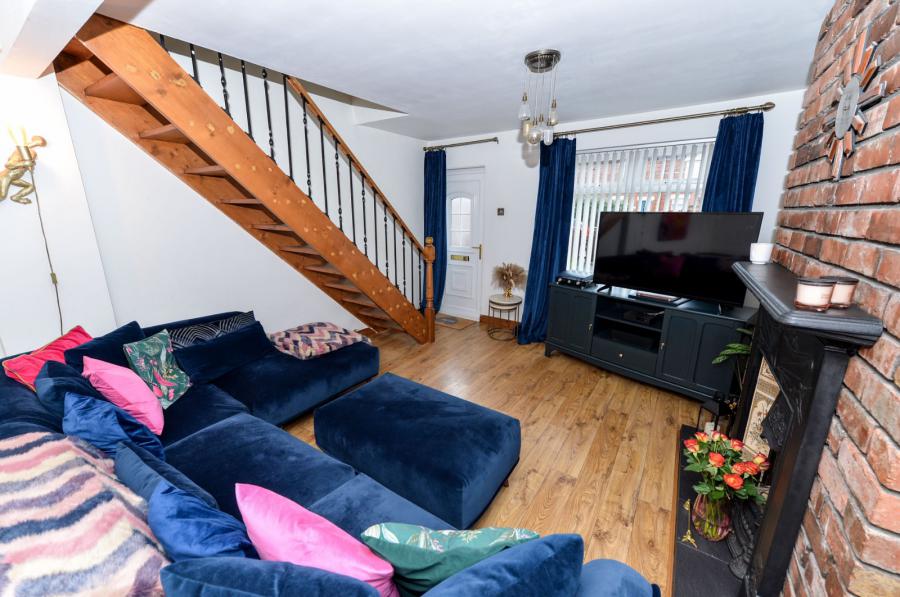 22 Parkgate Crescent