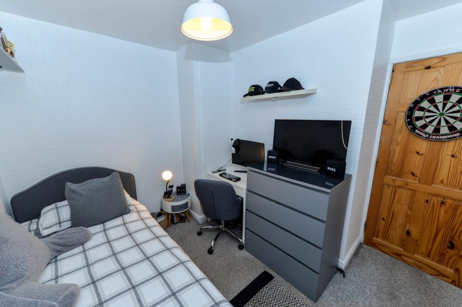 37A, Craignish Crescent