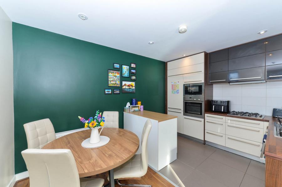 Apartment 2.09 The Arc, 2B Queens Road