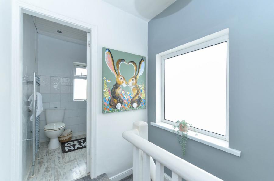 44 Connsbrook Avenue