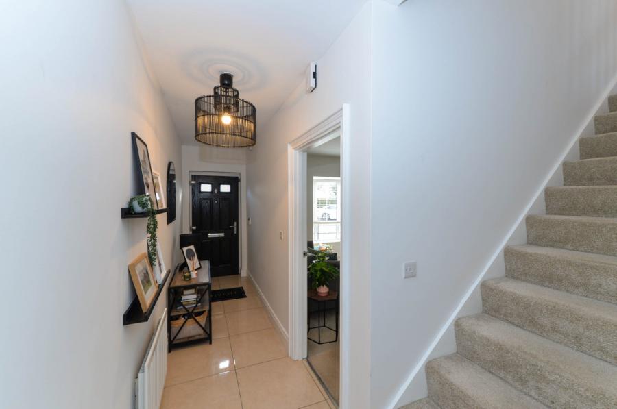 6 Millmount Village Square