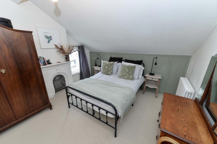 196 Upper Newtownards Road